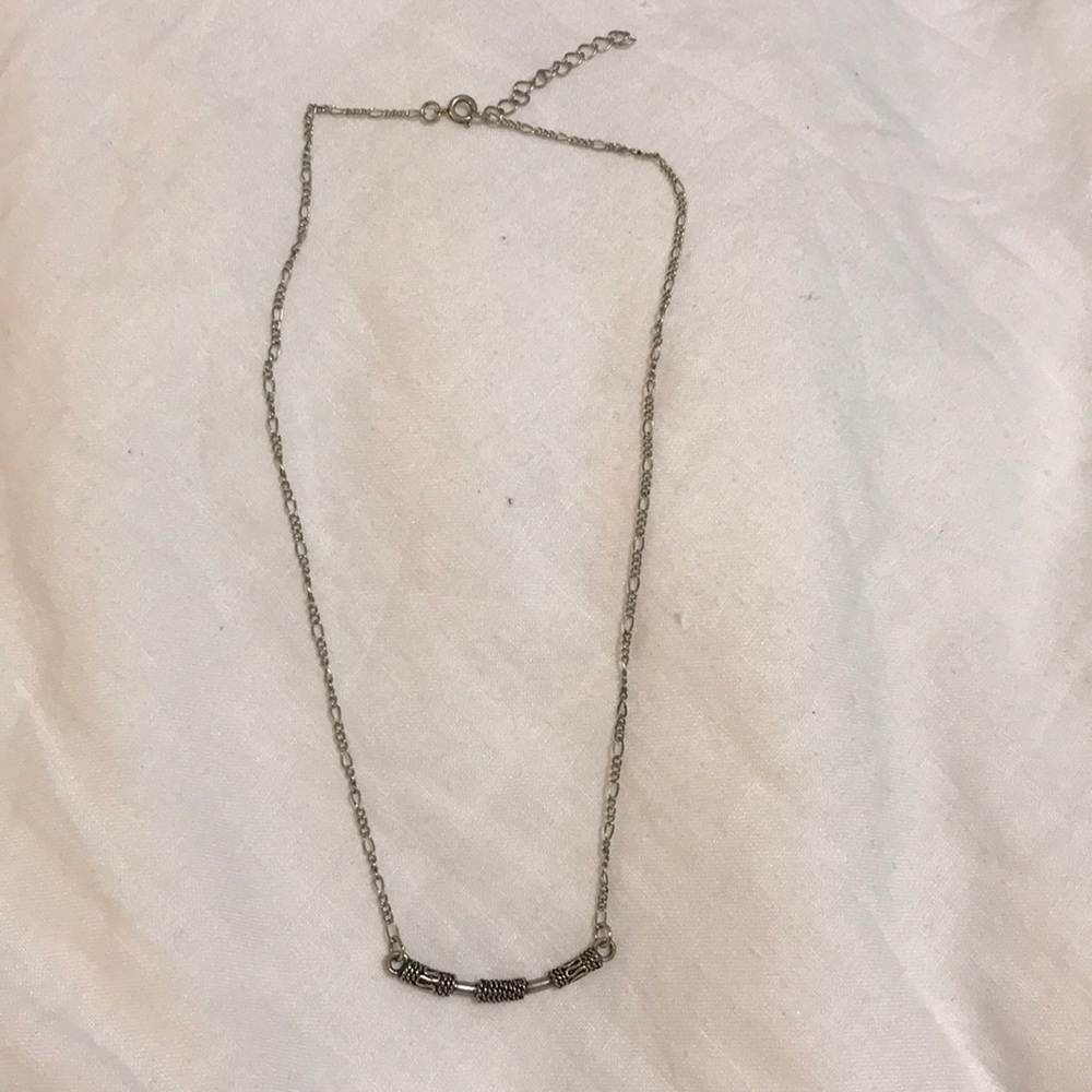 Textured bar necklace